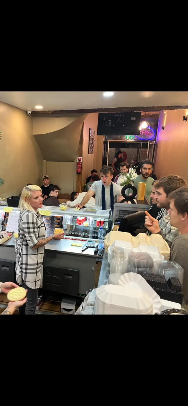 Terovername goedlopende broodjeszaak centrum mechelen