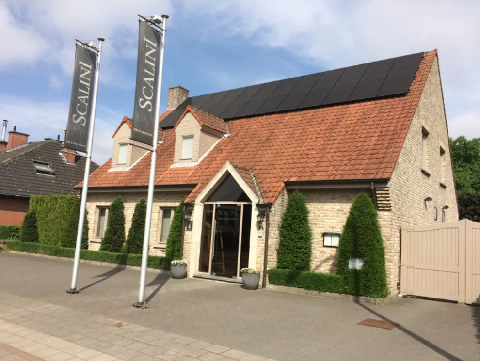 Horecazaak met vastgoed Harelbeke | Gevestigde zaak ruim 40 jaar | Zonnige orangerie en terras — foto 1
