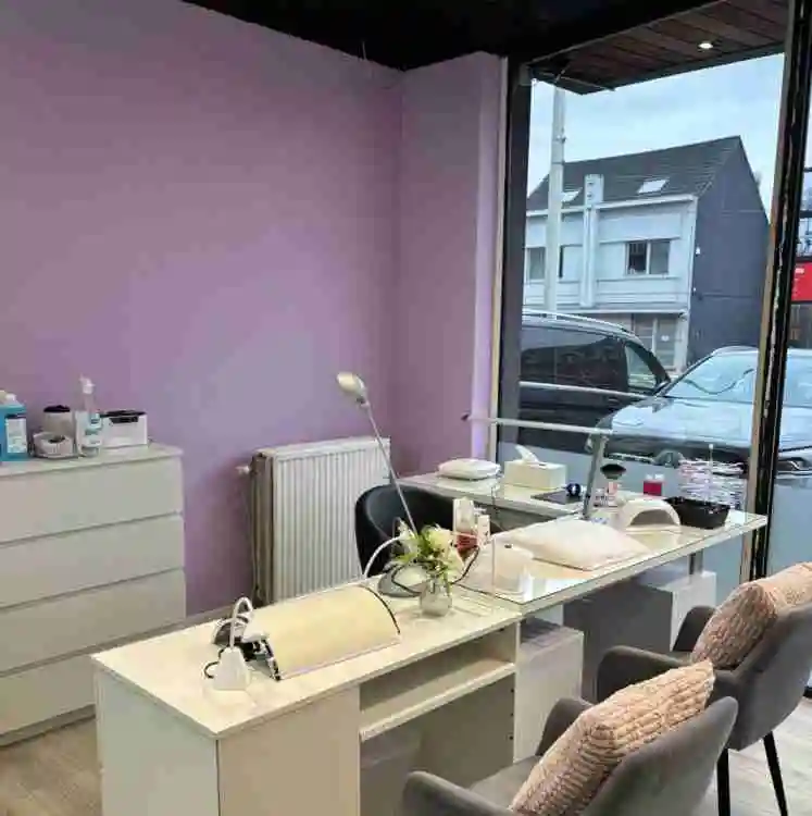 Schoonheidssalon | Volledig vernieuwd nabij Brussel
