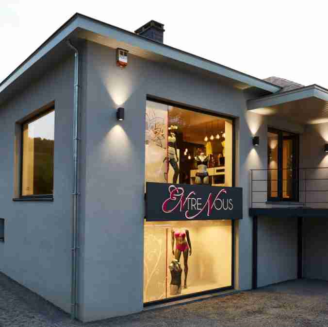 Lingeriewinkel over te nemen | Overname of alleen voorraad — foto 1