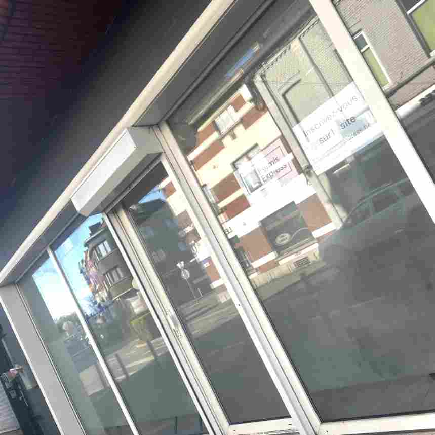 Handels | of kantoorhuur | Topligging + vitrine