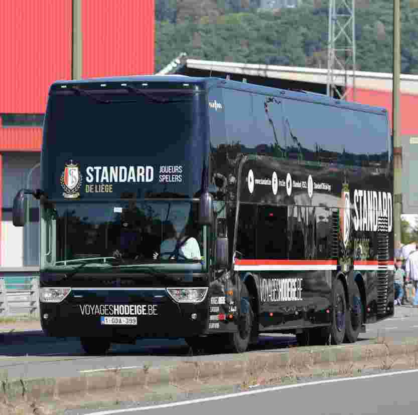 Luxevervoer | Historische SRL, voetbalcontract, autocar