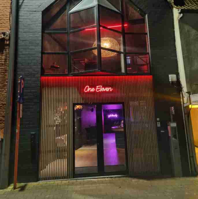 Shisha lounge te koop | Modern ingericht | Instapklaar Kortrijk — foto 1
