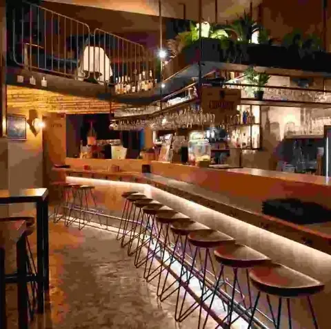 Tapasbar over te nemen | 130m², terras, groeipotentieel