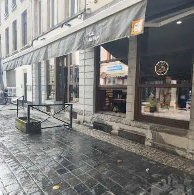 Pizzeria in Elsene te koop | Hout-gasoven, trouwe klanten