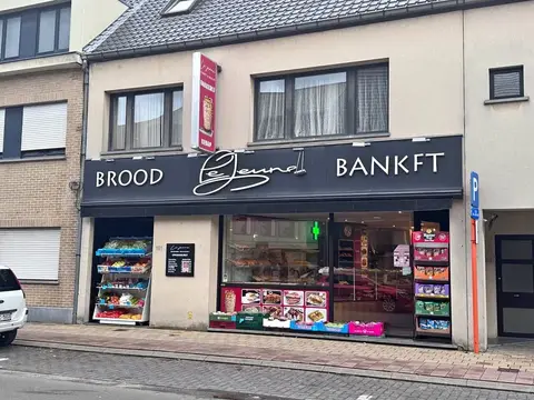 Warme Bakkerij en Snack in Lokeren