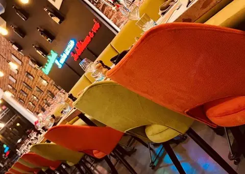 Instapklaar restaurant over te nemen | Rendabele gevestigde zaak