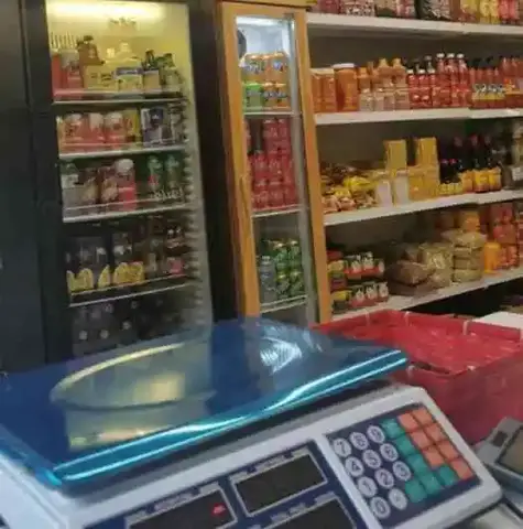 Afrikaanse kruidenwinkel over te nemen | Lage huur, stock incl.